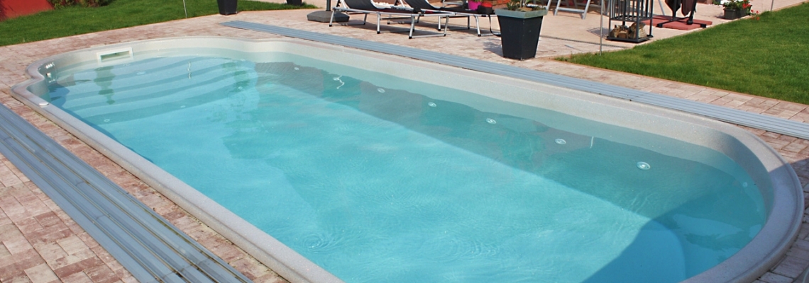 pool-lago-slider1.jpg